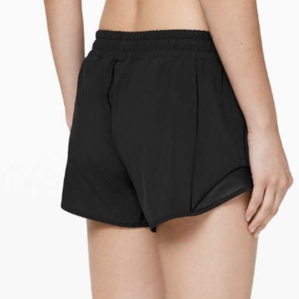 Lululemon Hotty Hot Short II *Long 4" In Black